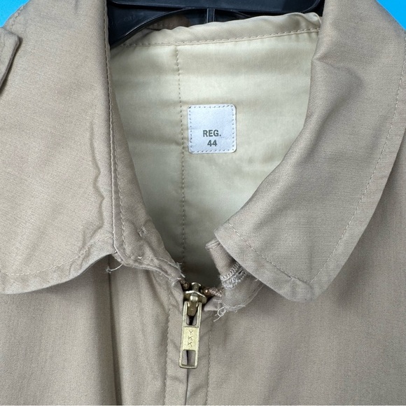 Vintage 1984 Creighton U.S. Navy Windbreaker  size 44 - Picture 9 of 9